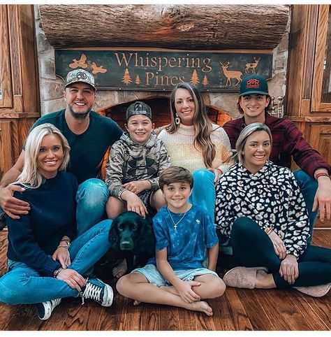 Luke Bryan Kids, Country Concert Captions For Instagram, Concert Captions For Instagram, Luke Bryan Family, Bryan Singer, Easton Corbin, Jake Owen, Florida Georgia Line, Chris Young