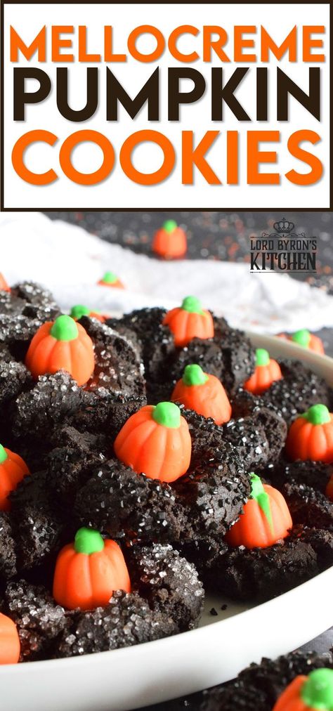 Black Cookies, Lofthouse Cookies, Sanding Sugar, Halloween Sugar Cookies, Festive Cookies, Best Cookie Recipes, Pumpkin Cookies, Easy Cookie Recipes, Pumpkin Chocolate