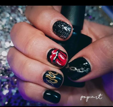 Uñas rockeras  nail art rock Rolling Stones Nails, Rolling Stones, Nail Ideas, Rolls, Nail Art, Nails, Stone, Art, Nail Arts