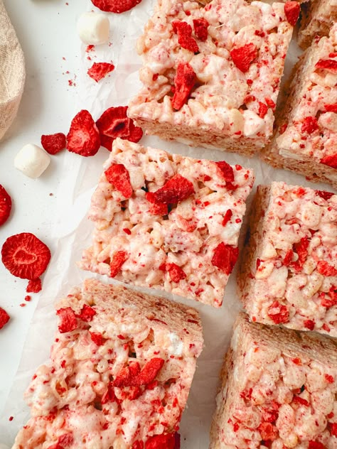 Strawberry Rice Krispie Treats - Strawberry Chex Mix Recipes, Valentine Rice Krispie Treats, Rice Krispie Treats Flavors, Fun Rice Crispy Treat Ideas, Strawberry Rice Krispie Treats, Strawberry Crunch Rice Krispies, Strawberry Rice Crispy Treats, Flavored Rice Krispie Treats, Strawberry Shortcake Rice Krispie Treats