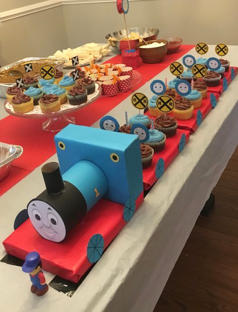 Thomas Tank Engine Party, Thomas Cupcakes, Thomas The Tank Engine Party, Joshua Birthday, Thomas Engine, Thomas The Train Birthday, Thomas Birthday Parties, Diy Cupcake Stand, Thomas The Train Birthday Party