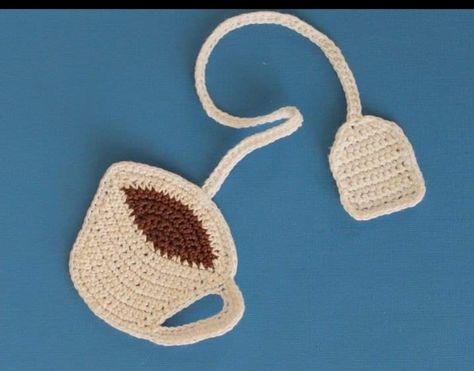 Crochet Whale Bookmark, Crochet Coffee Cup Bookmark, Book Crochet Pattern Free, Cupcake Bookmark Crochet, Crochet Coffee Bookmark, Teabag Bookmark Crochet Pattern, Crochet Suncatchers Free Pattern, Crochet Tea Cup Bookmark, Tea Bag Bookmark Crochet