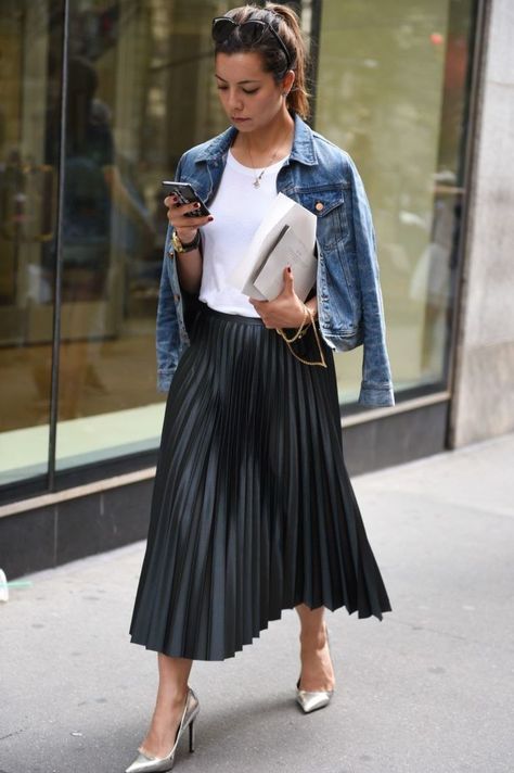 Long black skirt outfit