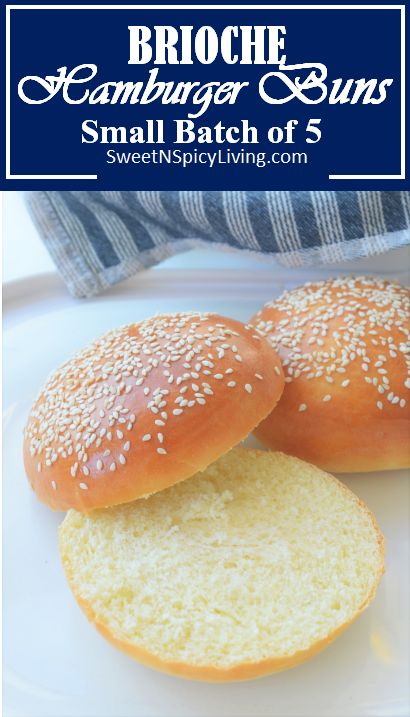 Light And Fluffy Hamburger Buns, Homemade Hamburger Buns Small Batch, Brioche Buns Recipe Easy, Small Batch Burger Buns, Small Batch Buns, Small Batch Hamburger Buns, Milk Brioche Recipe, Burger Bread Recipe, Soft Hamburger Bun Recipe