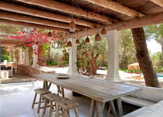 Villa Lilou in Formentera - Le Collectionist Rooftop Privacy, Privacy Ideas, Rustic Wooden Table, Outdoor Stone, Rustic Romance, Stone Cottage, Luxe Interiors, Luxury Rentals, Ideas Garden