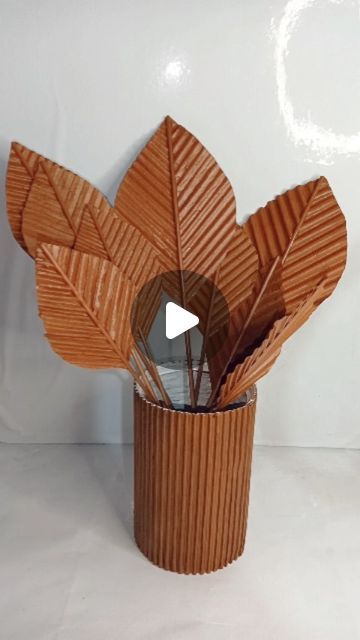 Sultana Crafter on Instagram: "dry leaf 🍂" Cardboard Leaves, Paper Leaf Craft, Diy Leaf Decor, Seniors Crafts, Dry Leaf Art, Diy Leaf, Diy Leaves, Crafts For Seniors, Art Decor Diy