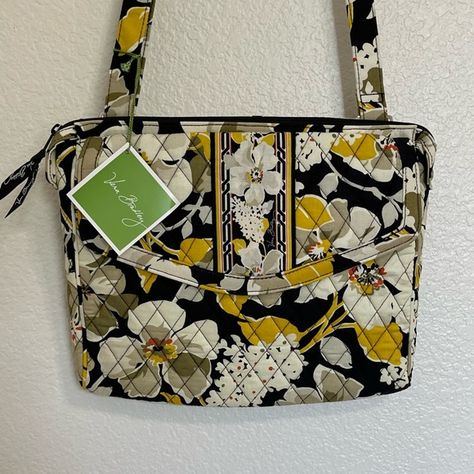 Vera Bradley nwt* Dogwood Tablet Hipster, floral multicolored tablet/laptop bag! Vera Bradley Laptop Case, Hipster Design, Laptop Travel Bag, Mini Laptop, Laptop Travel, Ipad Bag, Commuter Bag, Carrier Bag, Work Bag