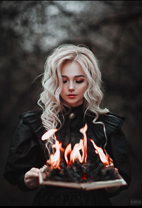 Witch Photos, Gothic Photography, Horror Photos, Witch Pictures, Creepy Photos, Halloween Photography, Fire Photography, Shotting Photo, Halloween Photoshoot