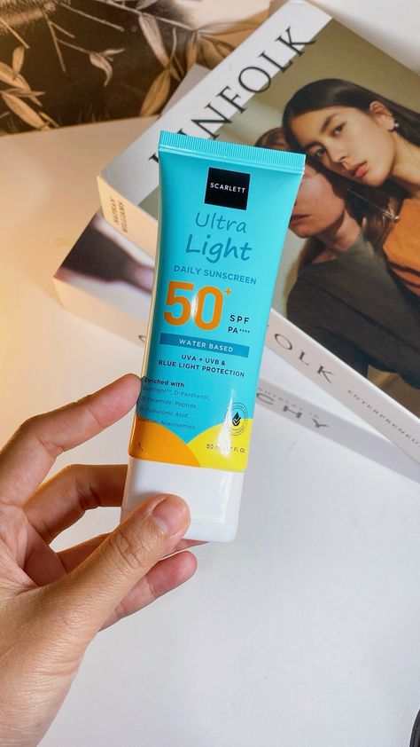 Hybrid sunscreen for all skin type. SPF 50 PA+++ with tripple protection. Water based, lightweight, non greasy & no whitecast. Good job scarlett👍 Girl Math, Scarlett Whitening, Daily Sunscreen, Sunscreen Spf 50, Kim Jongin, Skin Type, Spf 50, Good Job, Sunscreen