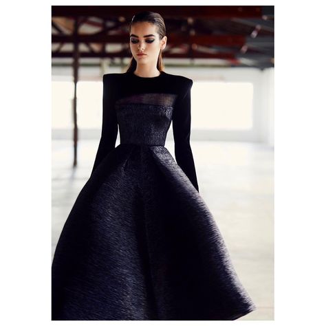 97.8k Followers, 30 Following, 149 Posts - See Instagram photos and videos from ALEX PERRY OFFICIAL (@alexperryofficial) Stylewe Dresses, Plus Size Dresses For Party, Pretty Black Dresses, Dresses Formal Elegant, Alex Perry, Ootd Summer, Couture Details, Gala Dresses, Outfits Summer