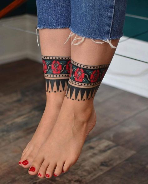 Tato Geisha, Ankle Band Tattoo, Tato Tradisional, Cuff Tattoo, Tattoos Geometric, Tatuaje A Color, Girly Tattoos, Band Tattoo, Up Tattoos