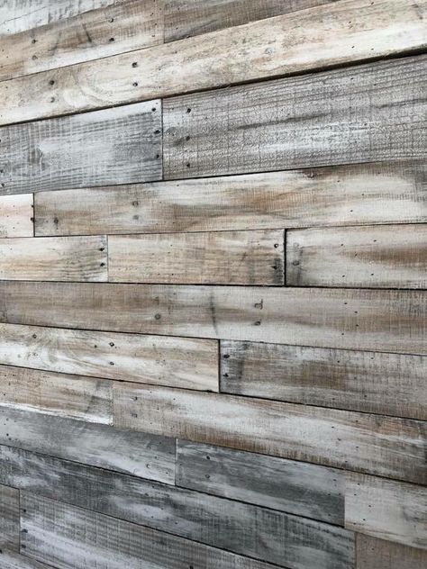 White and gray wash pallet wood wall White Wash Pallet Wood, Pallet Wall White Wash, White Washed Walls Rustic, Whitewash Pallet Wall, White Wash Pallet Wall, White Pallet Wall, Grey Wood Accent Wall, White Washed Wood Walls, Pallet Wall Ideas