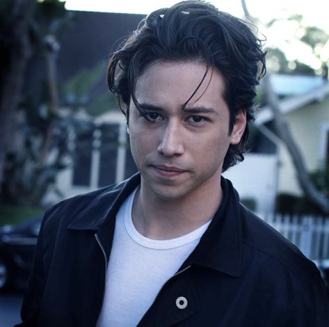 Jessy Nelson, Jesse Rath, Charles Erik, Book Character Inspiration, Supergirl Tv, Legion Of Superheroes, Flash Supergirl, Supergirl And Flash, Tv Actors