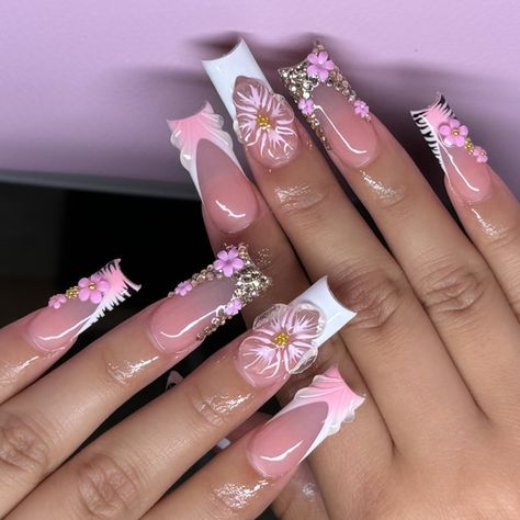 Coming thru with a bomb set as always 😍😍😍 Products used: “Bad N Boujee” acrylic @vbeautypure “045” gel polish “048” gel polish (Made my pink with 045 & 002) @vbeautypure 🫶🏼 #nails #nailsnailsnails #nailsofinstagram #nailsart #nailstagram #nailsoftheday #nailtech #naildesign #nailaddict #nailporn #nailporn #naillove #nailartist #nailtechnician #acrylicnails #vbeautypure Bad And Boujee Nails, Boujee Nails, Bad And Boujee, Nail Technician, Nail Artist, Nail Tech, Gel Polish, Nail Inspo, Acrylic Nails