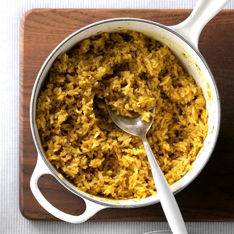 Seasoned Brown Rice Pilaf Brown Rice Pilaf Recipe, Seasoned Brown Rice, Rice Recipes Easy, Brown Rice Recipes Easy, Easy Rice Pilaf, Brown Rice Pilaf, Traditional Thanksgiving Recipes, Pilaf Recipe, Rice Pilaf Recipe