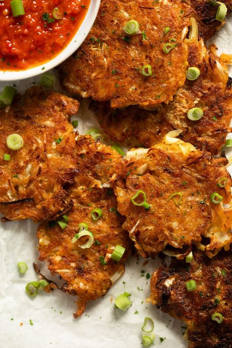 These fried cabbage fritters are the ultimate savory delight! This simple vegan fritter recipe uses just a few ingredients and is ready in no time. Cabbage Fritters Recipe, Broth Soups, Cabbage Fritters, Crispy Cabbage, Vegetarian Fritters, Cabbage Recipes Healthy, Cottage Cheese Dips, Fritters Recipe, Cooked Cabbage