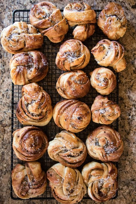 Swedish Cardamom Buns Recipe, Cardamom Buns Recipe, Swedish Cardamom Buns, Cardamom Buns, Scandinavian Food, Swedish Recipes, Bun Recipe, Homemade Bread, Bread Baking