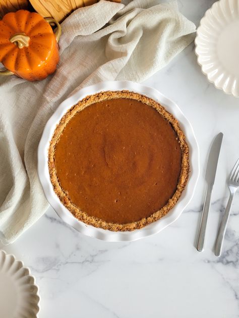 Mini Pumpkin Pies Recipe, Baked Graham Cracker Crust, Easy Pumpkin Bars, Pie With Graham Cracker Crust, Apple Crumb Cakes, Pumpkin Pie Recipe Easy, Pumpkin Pie Spice Mix, Graham Cracker Crust Pie, Mini Pumpkin Pies