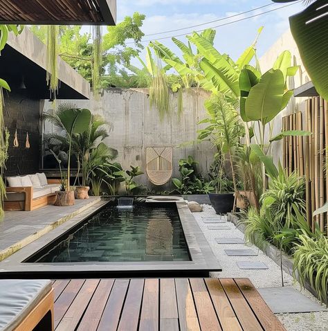 Small Bali Garden Ideas, Minimalist Swimming Pool, Tropical Modern Backyard, Bali Pool Design, Bali Inspired Backyard, Bali Swimming Pool, Tropical Pool Design, Tropical Home Exterior, Bali Inspired Home