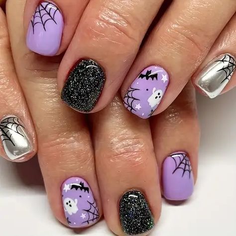 Gel Polish Real Nails, Halloween Nails Gel Simple, Nail Designs Halloween Fall Short, Lavender Fall Nails, Halloween Nails Cute Simple, Fall Gel Polish Nails, Halloween Kid Nails, Lavender Halloween Nails, Purple And Black Halloween Nails Designs