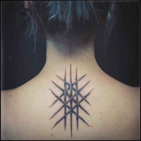 Rune Artwork, Mjolnir Tattoo, Rune Tattoo, Nordic Tattoo, Norse Tattoo, Shield Maiden, Japanese Tattoo Designs, Ragnar Lothbrok, Viking Tattoos