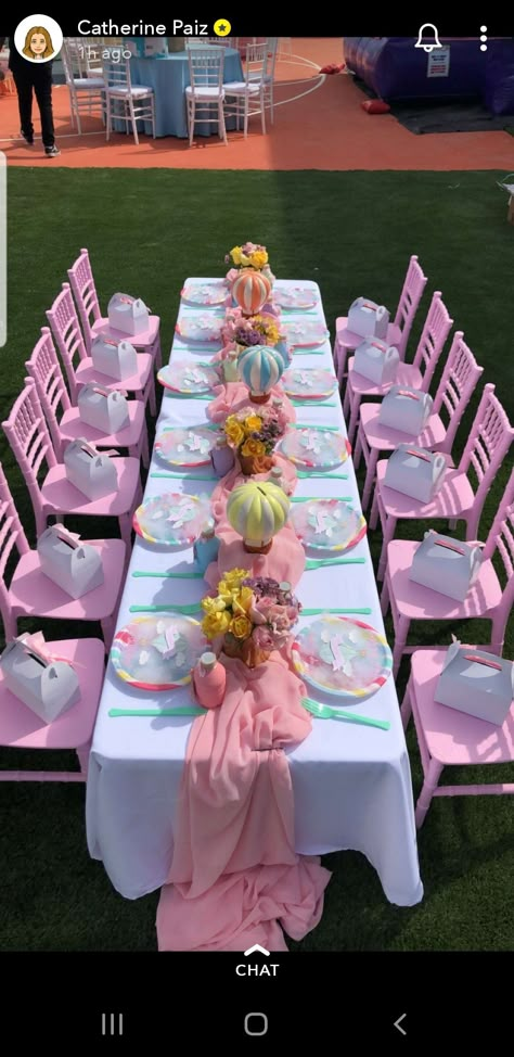 Kids Table And Chairs Birthday Party, Kids Birthday Table Set Up, Kids Party Table Set Up Ideas, Air Balloon Birthday Theme, Kids Table Party, Hot Air Balloon Birthday Theme, Toddler Tea Party Birthday, Toddler Tea Party, Kids Party Table