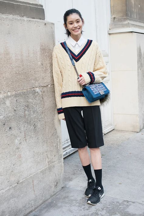 Vintage Outfits 20s Classy, Winter Pullover Outfits, Vintage Outfits Pants, Vintage Ralph Lauren Sweater, Socks And Jeans, Sweater Street Style, Vintage Outfits Winter, Ming Xi, Tennis Sweater