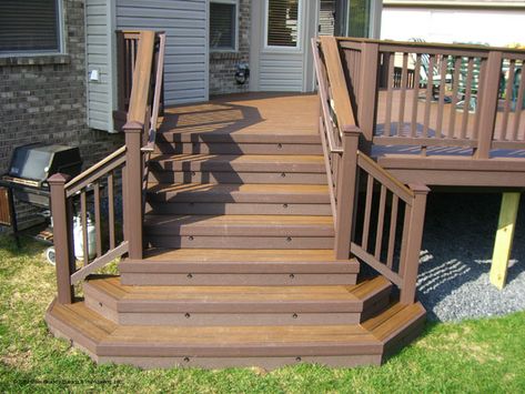 Deck Steps Ideas Stairs, Rv Decks, Deck Staircase, Composite Decks, High Deck, Deck Remodel, Front Stairs, Porch Remodel, Deck Steps