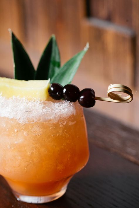 Bartender Paul McGee breaks down the best drink to order at his tiki-inspired Chicago bar Three Dots and a Dash. Three Dots And A Dash, Chicago Bars, Famous Cocktails, Chicago Eats, Best Drink, Summer Lifestyle, Tiki Cocktails, Tiki Drinks, Cocktail Garnish