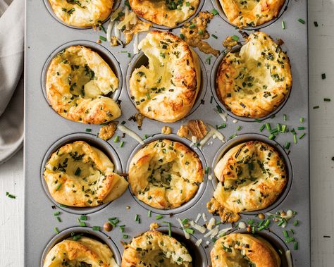 A classic English side dish of eggs, flour, and milk gets a serious savory upgrade with our Cheese and Chive Yorkshire Pudding. Yorkshire Pudding Recipes, Yorkshire Puddings, Yorkshire Pudding, Bread Rolls, Quick Bread, Puddings, International Recipes, Baked Goods, Cheddar