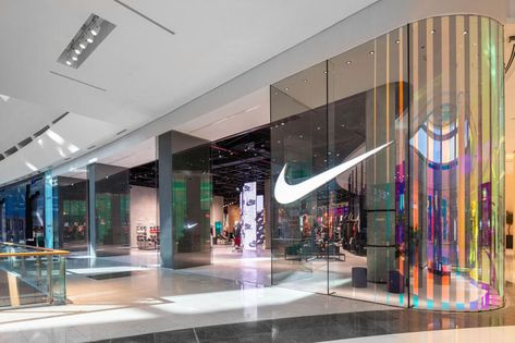 Nike Dubai Middle East Flagship Nike DXB Dubai Mall Decor Mezon, Storefront Ideas, Nike Retail, The Dubai Mall, Retail Facade, Shop Facade, Mall Stores, Storefront Design, Mall Design