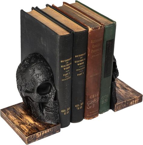 Heavy duty black skull bookends. Gothic Bookshelves, Gothic Decor Bedroom, Gothic Coffin, Spooky Home Decor, Decorative Bookends, Polished Wood, Skeleton Decorations, Spooky Halloween Decorations, Goth Home Decor