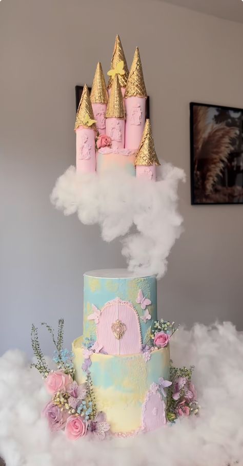 Layers Cake Recipes, Disney Castle Cake Ideas, Once Upon A Time Birthday Cake, Princess Castle Cakes, Disney Princess Cake Ideas, Disney Princess Castle Cake, Princess Cake Ideas, Disney Princess Cakes, Sand Castle Cake