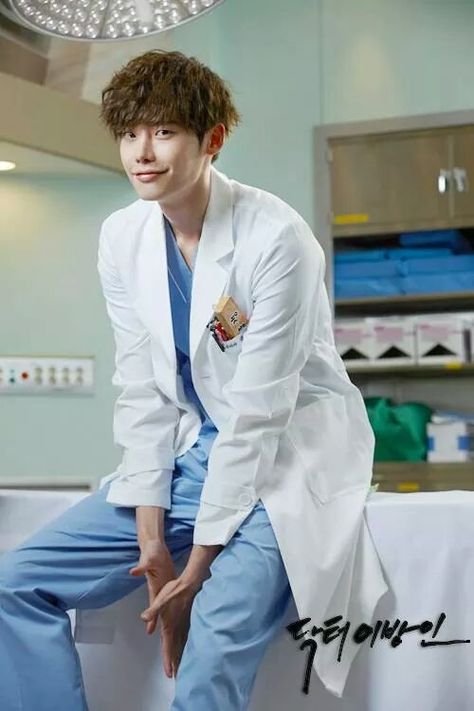 Lee Jong Suk Doctor Stranger Kdrama, Lee Jong Suk Doctor Stranger, Lee Jong Suk Wallpaper, Lee Jong Suk Cute, Lee Jung Suk, Park Hae Jin, School 2013, Doctor Stranger, Park Min Young