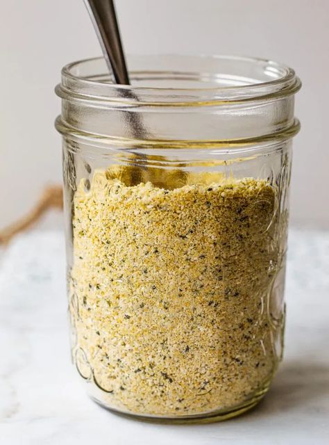 Cashew Parmesan, Recipes With Parmesan Cheese, Vegan Cheese Recipes, Vegan Parmesan Cheese, Easter Desserts Recipes, Vegan Sauces, Vegan Parmesan, Plant Based Eating, Sunflower Seed