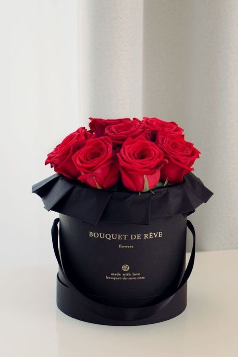 Săpunuri Handmade, Rosen Box, Rose Belle, Flower Box Gift, Box Roses, Valentines Flowers, Flower Packaging, Chocolate Bouquet, Luxury Flowers