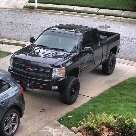 @liftedchevygirl #truckdaily #lifted #ch.... Girl Truck, Jacked Up Chevy, Jacked Up Truck, Custom Lifted Trucks, Chevy Girl, Future Trucks, Dream Trucks, Dream Vehicles, Lifted Chevy