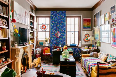 Emily Henderson on The New Bohemians Boho Colorful Living Room, Boho Dining Room Decor, Eclectic Inspiration, Hipster Decor, Bohemian Luxe, Boho Dining Room, Bohemian Glam, Colourful Living Room Decor, Inspiring Places