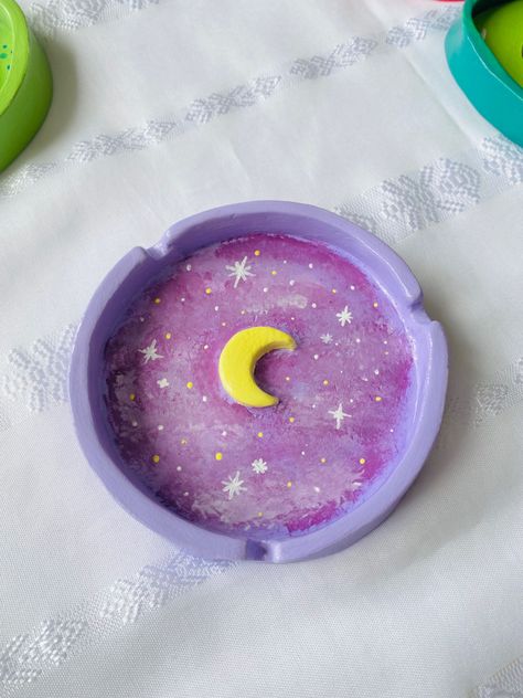 #moon #ceramics #purple Air Dry Clay Moon Dish, Purple Clay Ideas, Air Dry Clay Jewellery Holder, Galaxy Ceramics, Serotonin Decor, Moon Clay Art, Air Dry Clay Moon, Moon Ceramics, Clay Jewellery Holder