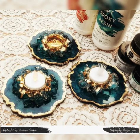 Beautiful Resin Diwali Diyas 3 Diwali Diyas, Resin Art Canvas, Diya Decoration Ideas, Diwali Candles, Resin And Wood Diy, Abstract Art Projects, Diwali Decoration Items, Resin Crafts Tutorial, Cement Art