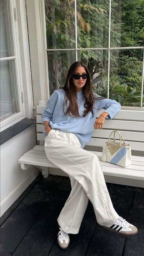 20 Cute & Comfy Airport Outfits Perfect for Summer Travel - Life with Mar Wide Leg Linen Pants Outfit, Wide Leg White Linen Pants, Adidas Samba Women, Samba Outfit Ideas, Adidas Samba White, Samba Outfits, Looks Adidas, Adidas Outfit Women, Ideas De Outfits