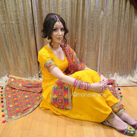 Traditional Punjabi look for my brides maiyaan #monasangha #vancouvermakeupartist #mua #makeup #punjabibride #sikhwedding #indianwedding #allthingsbridal #indianweddingbuzz #bridalmakeup #bridalhair Phulkari Suits, Phulkari Suit, Kota Doria Suits, Yellow Suit, Modern Saree, Suits Dress, Bride Sister, Punjabi Suit, Dress Indian