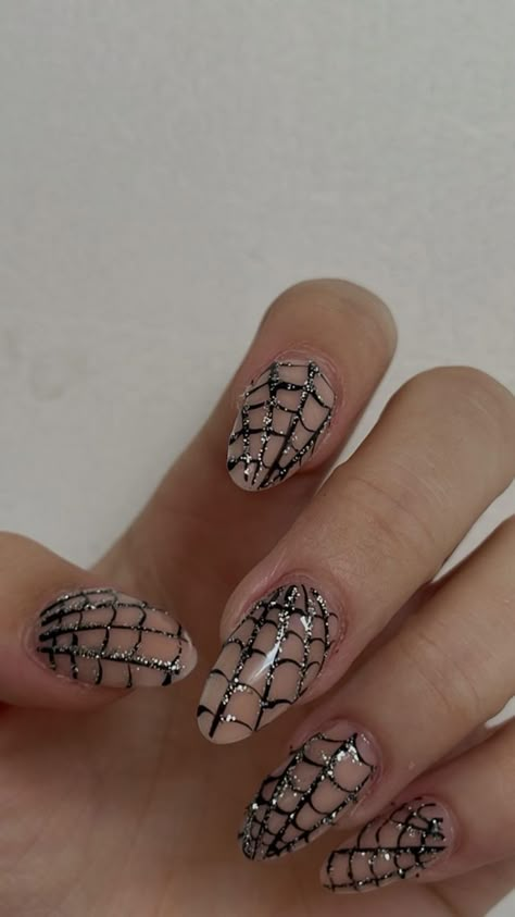 Black Nails With Spider Web, Black Nail Designs Spider Web, Black Nails Spider Webs, Black Halloween Nails Spider Webs, Goth Nails Spider Web, Holloween Nails, Simple Acrylic Nails, Halloween Nail Designs, Festival Nails