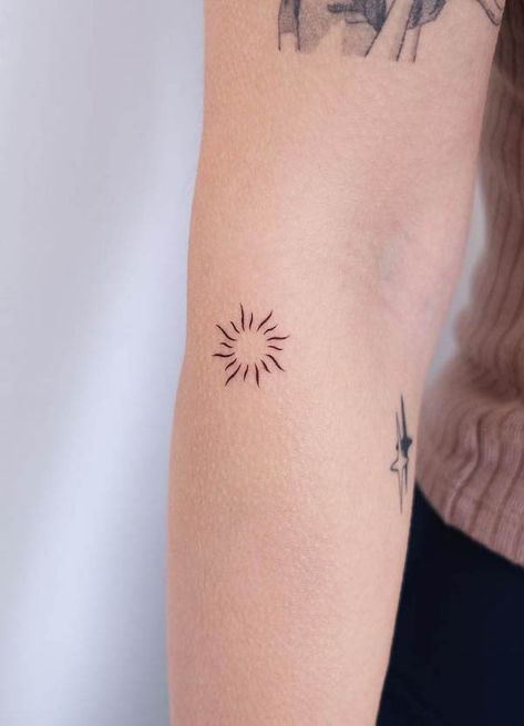 Unique Sunshine Tattoo, Sun With Birds Tattoo, Sun Tattoo Small Wrist, Sun Tattoo Small Sunshine, Small Sun Tattoo Ideas, Small Sun Tattoos For Women, Sun Tattoo Hand, Sun Tattoo Small Simple, White Sun Tattoo