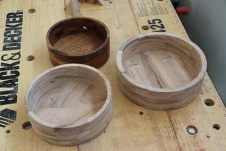 How to Make Wooden Bowls Using Your Bandsaw: 13 Steps (with Pictures) Wooden Bowls Diy, Woodworking Bandsaw, Bandsaw Projects, Dremel Tool Projects, Wooden Cups, Cool Welding Projects, Wood Bowls Carving, Wood Spoon Carving, Wood Burn Designs