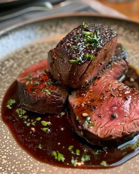 Nonna Pia | WOULD YOU EAT THIS EXQUISITE BEEF TENDERLOIN IN A VELVETY PEPPERCORN REDUCTION 🥩🍷✨ | Facebook Nonna Pia, Indulgent Food, Tasty Meat, Food Babe, Beef Tenderloin, Dinner Dishes, Ground Black Pepper, Freshly Ground, Easy Cooking