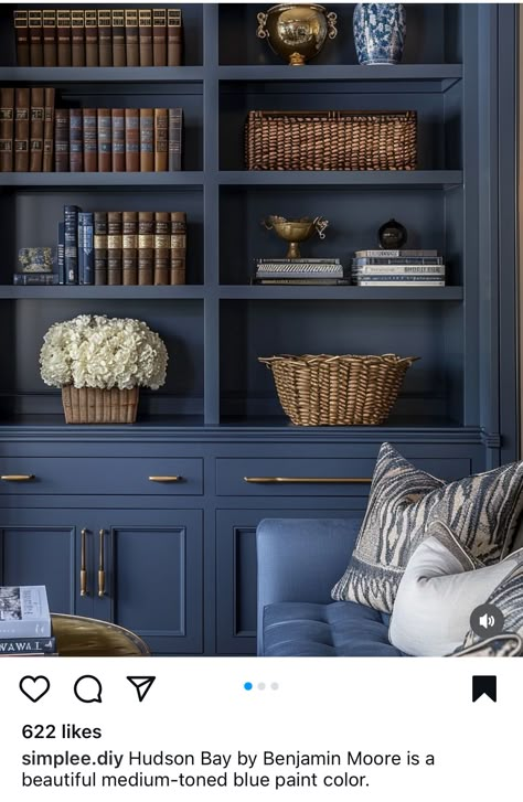 Blue Library Bookshelves, Dark Blue Built In Bookshelves, Navy Bookshelves, Navy Built Ins, Blue Library Room, Navy Bookcase, Blue Built Ins, Barcelona Flat, Diy Panelling