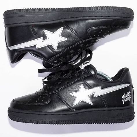 Bapesta Shoes, Leather Front Pocket Wallet, Hype Shoes, Shoe Inspo, Daft Punk, Aesthetic Shoes, Swag Shoes, School Shoes, Pretty Shoes