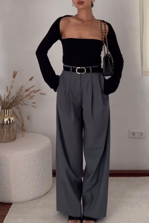 Grey Trousers Outfit Women, Elegant Pants Outfit, High Waisted Trousers Outfit, Grey Dress Pants Outfit, Dress Pants Outfit, Wide Pants Outfit, Grey Pants Outfit, Summer Business Casual Outfits, Dress Pants Outfits