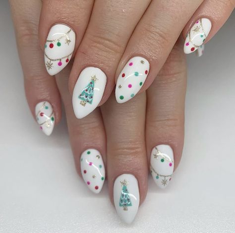 Snowman Nails Christmas, Pink Christmas Nail Ideas, Christmas Biab Nails, Pink Christmas Nails Short, Pastel Christmas Nails, Cute Christmas Nail Ideas, Christmas Light Nails, Ornament Nails, Fun Christmas Nails